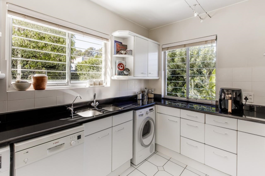 3 Bedroom Property for Sale in Higgovale Western Cape